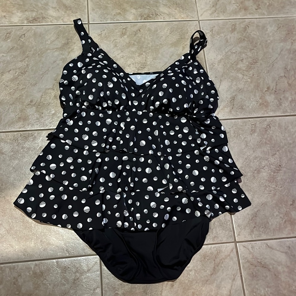 Croft and Barrow One piece Polkadot swim dress